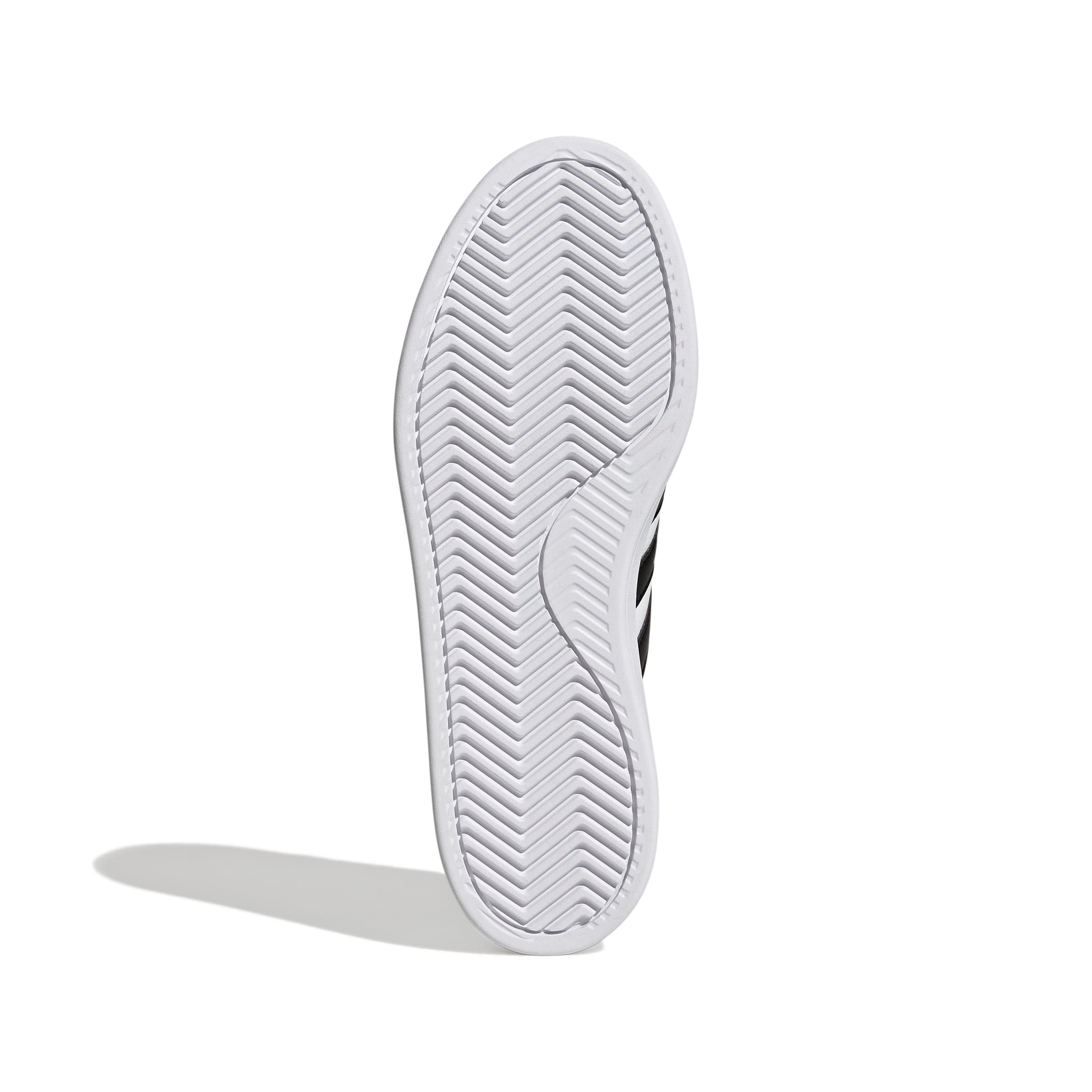 GW9195_4_FOOTWEAR_Photography_Bottom View_white.jpg