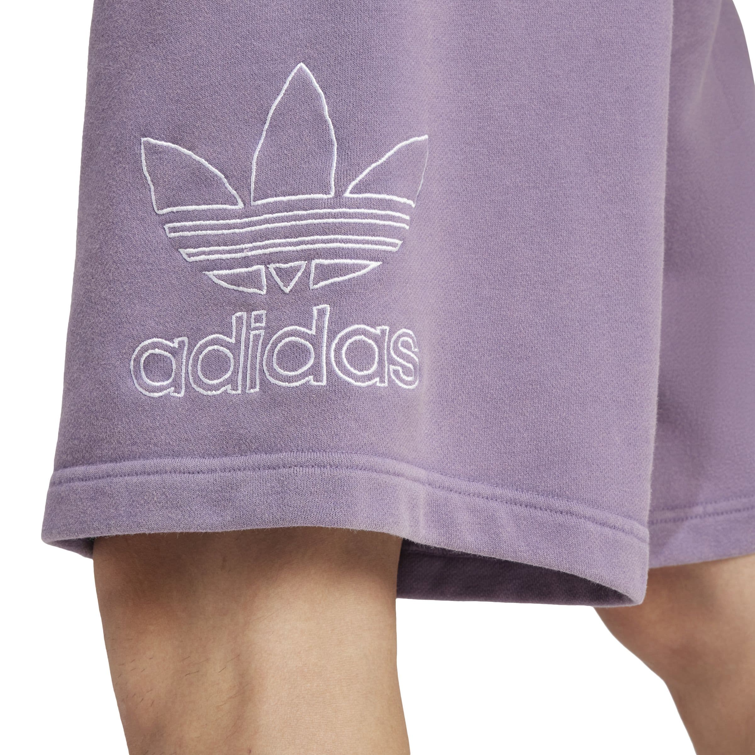 IR8003_6_APPAREL_On Model_Detail View 1_white.jpg