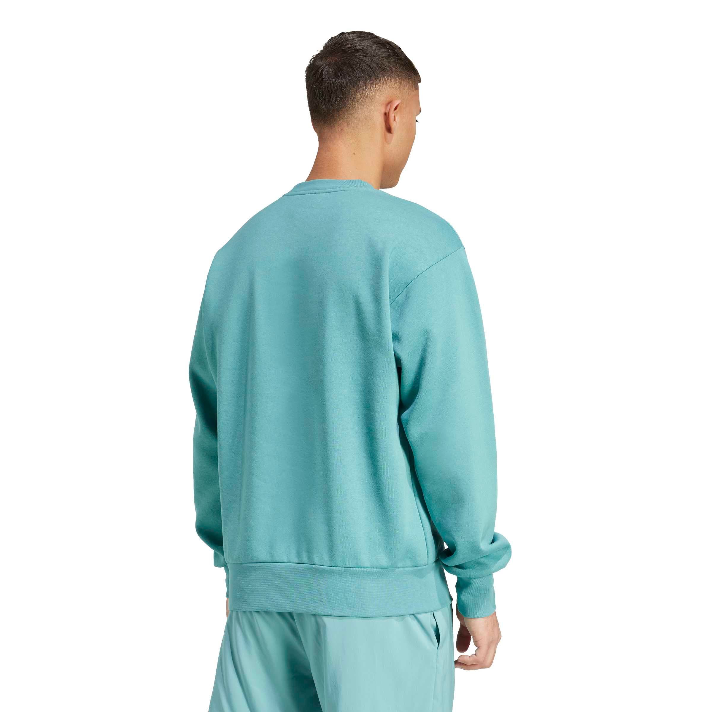 JM1761_3_APPAREL_On Model_Back View_white.jpg